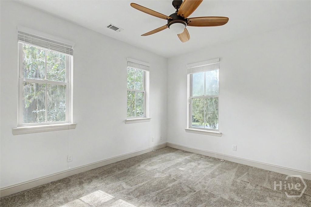 Image 38 of property listing at 85 Long Creek Lane, Richmond Hill, GA 31324