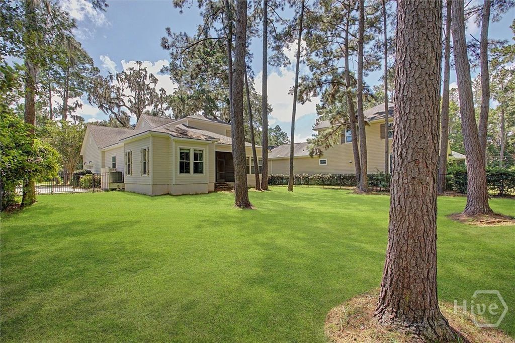 Image 43 of property listing at 85 Long Creek Lane, Richmond Hill, GA 31324