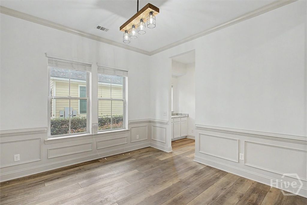 Image 7 of property listing at 85 Long Creek Lane, Richmond Hill, GA 31324