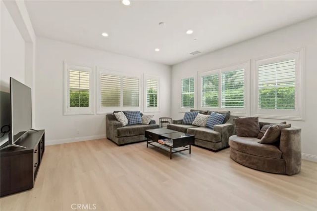 238 Pinnacle Drive, Lake Forest, CA 92630