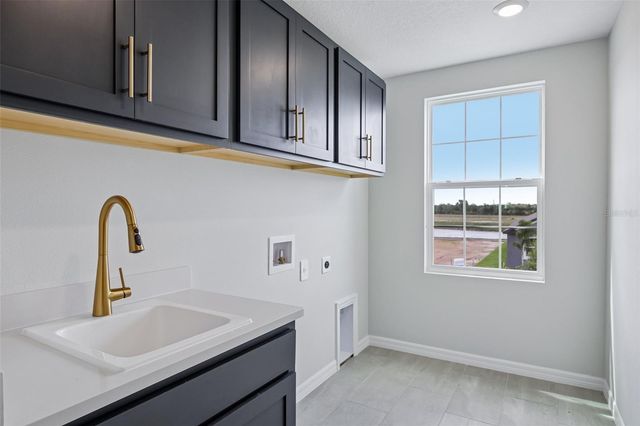 5940 FRESH FLORA DRIVE, Wimauma, FL 33598