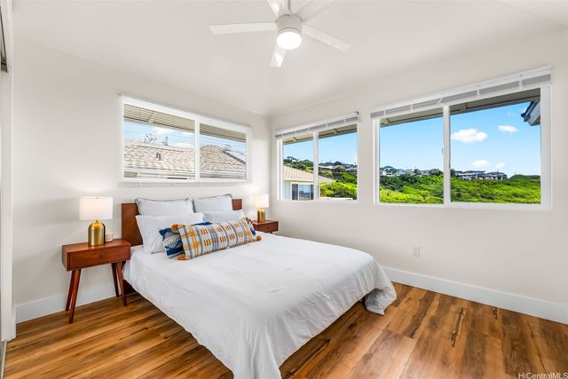 1709 Iwi Way, Honolulu, HI 96816