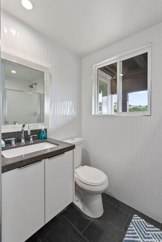 1709 Iwi Way, Honolulu, HI 96816