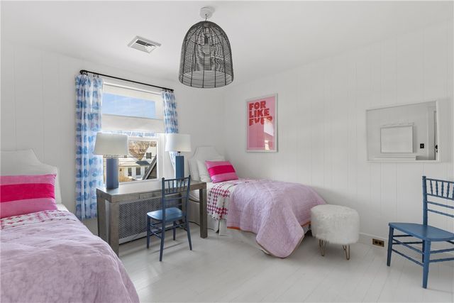 193 Coggeshall Avenue, Newport, RI 02840