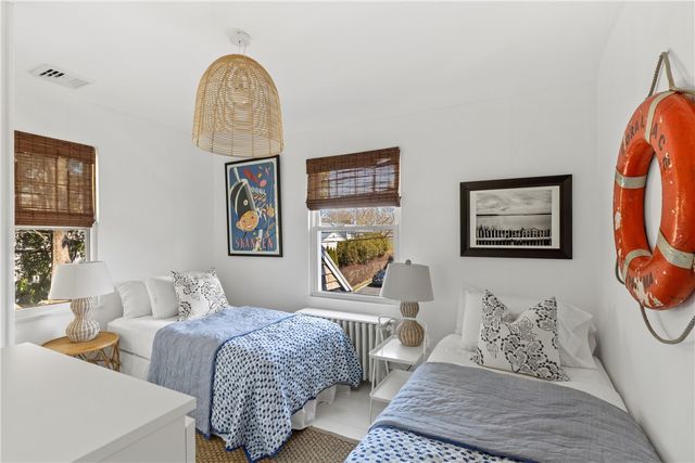 193 Coggeshall Avenue, Newport, RI 02840