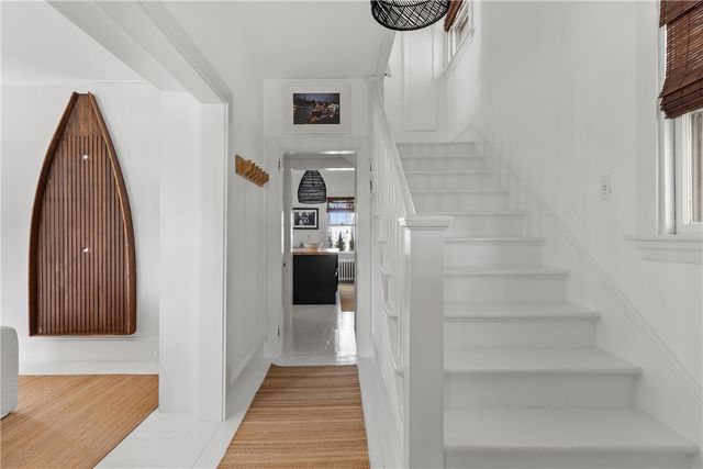 193 Coggeshall Avenue, Newport, RI 02840