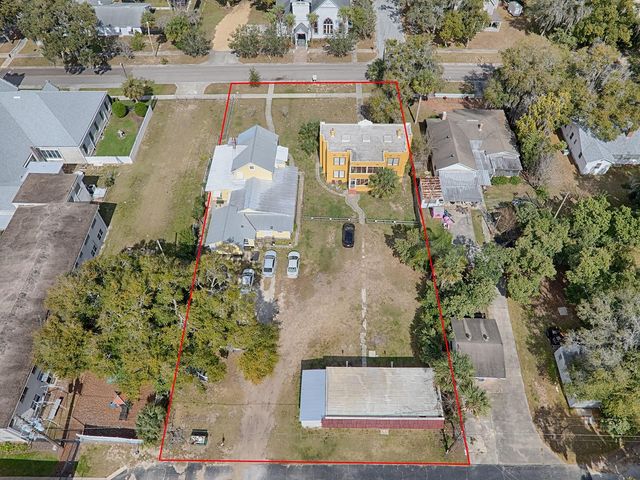 422 & 426 E CITRUS AVENUE, Eustis, FL 32726
