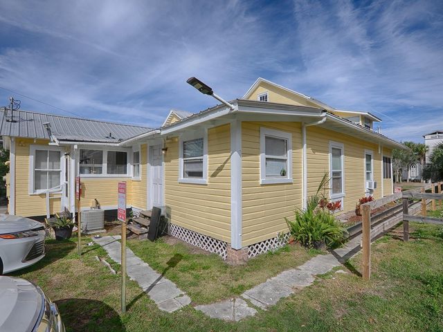 422 & 426 E CITRUS AVENUE, Eustis, FL 32726