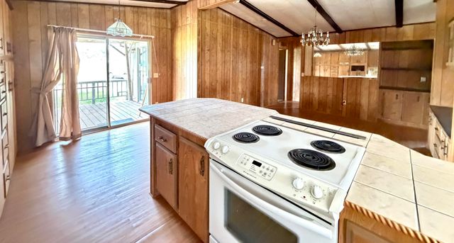 19533 Gas Point Road, Cottonwood, CA 96022