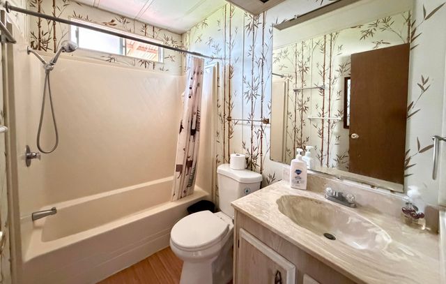 19533 Gas Point Road, Cottonwood, CA 96022