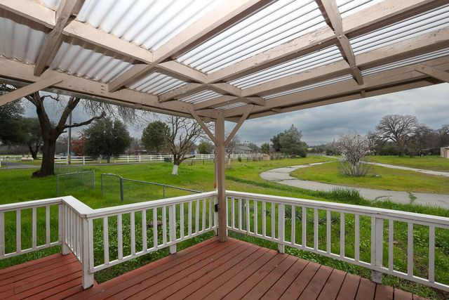 19533 Gas Point Road, Cottonwood, CA 96022