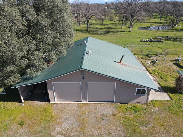 19533 Gas Point Road, Cottonwood, CA 96022