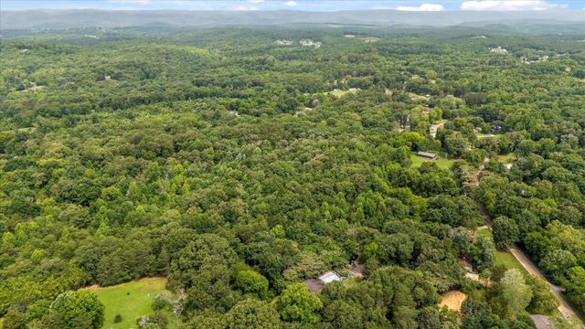 1906 Spradling Road, Soddy Daisy, TN 37379