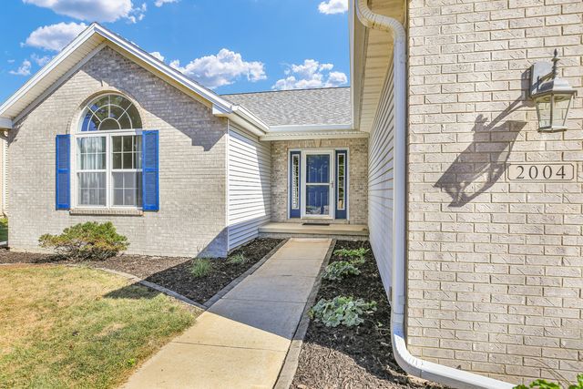 2004 Emerald Drive, Champaign, IL 61822