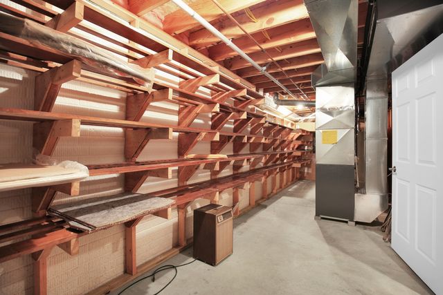 2004 Emerald Drive, Champaign, IL 61822