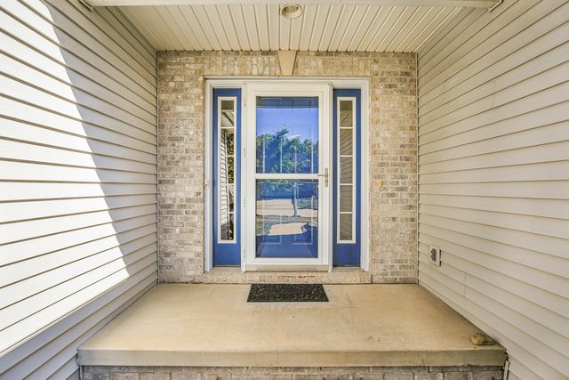 2004 Emerald Drive, Champaign, IL 61822