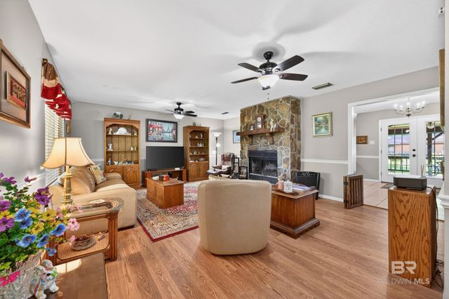 16270 Pine Grove Rd Ext N, Bay Minette, AL 36507