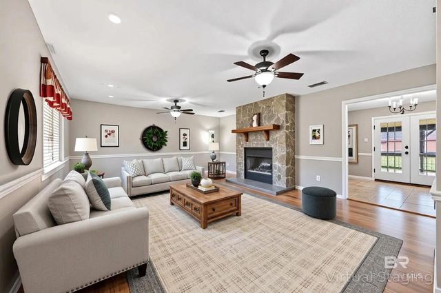 16270 Pine Grove Rd Ext N, Bay Minette, AL 36507