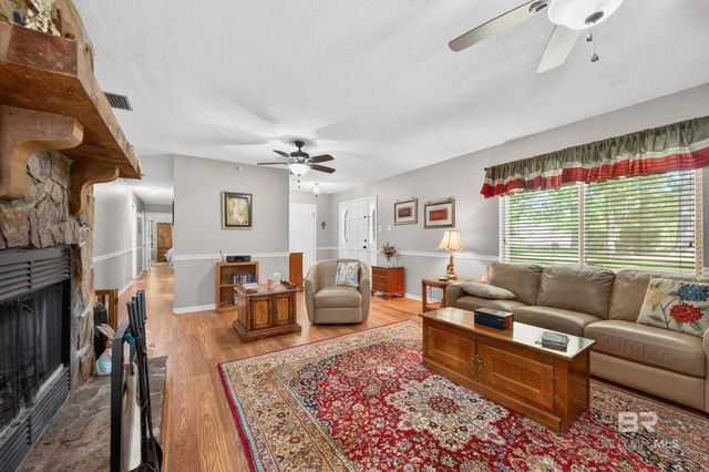 16270 Pine Grove Rd Ext N, Bay Minette, AL 36507