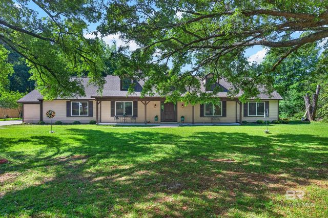 16270 Pine Grove Rd Ext N, Bay Minette, AL 36507