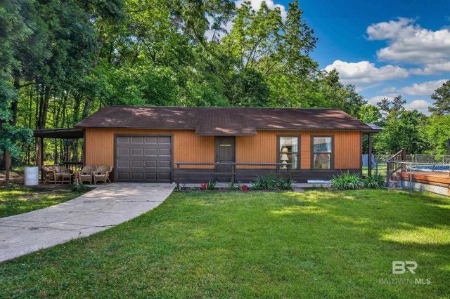 16270 Pine Grove Rd Ext N, Bay Minette, AL 36507