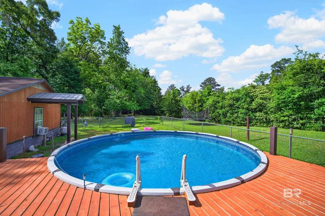 16270 Pine Grove Rd Ext N, Bay Minette, AL 36507