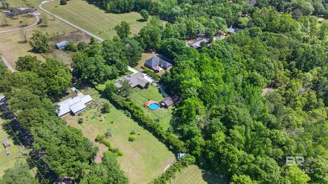 16270 Pine Grove Rd Ext N, Bay Minette, AL 36507