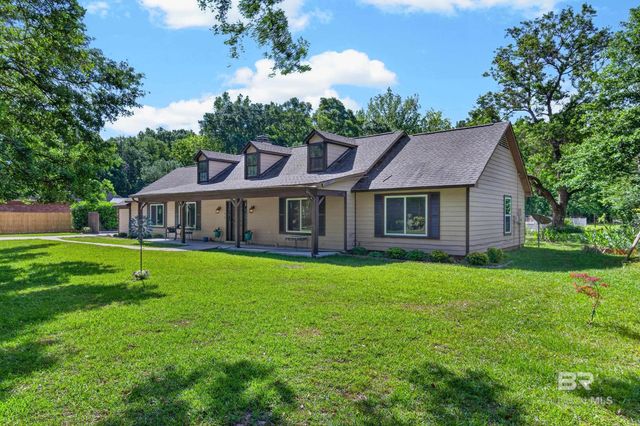 16270 Pine Grove Rd Ext N, Bay Minette, AL 36507