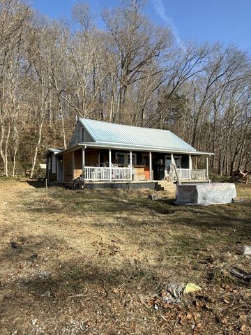4240 Old Stewart Rd, Stewart, TN 37175