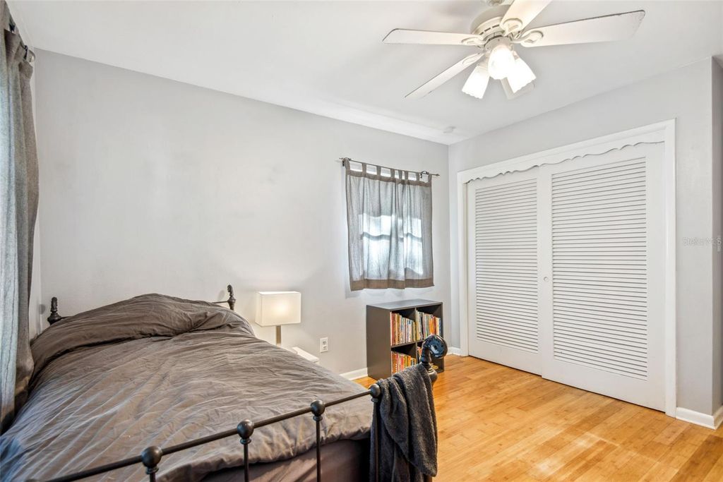 Image 18 of property listing at 422 W LOUISIANA AVENUE, Tampa, FL 33603