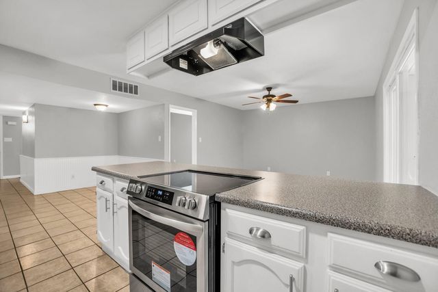 5613 Truitt Street, The Colony, TX 75056