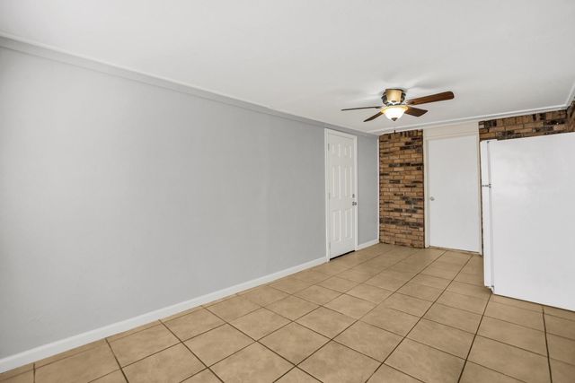 5613 Truitt Street, The Colony, TX 75056