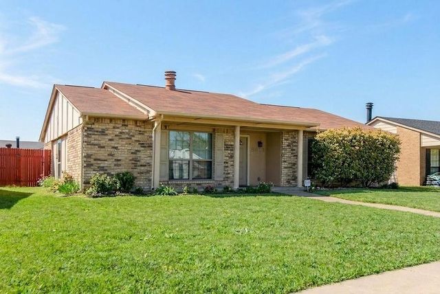 5613 Truitt Street, The Colony, TX 75056