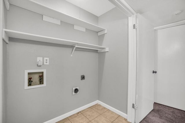 5613 Truitt Street, The Colony, TX 75056