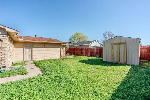 5613 Truitt Street, The Colony, TX 75056