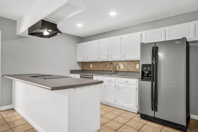 5613 Truitt Street, The Colony, TX 75056