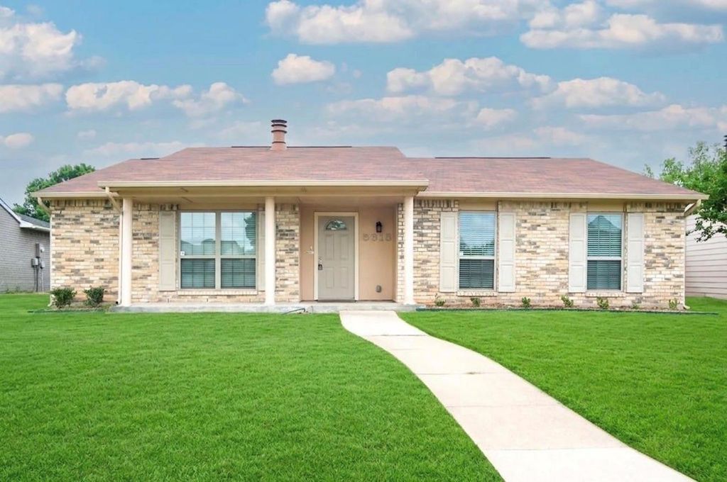 5613 Truitt Street, The Colony, TX 75056