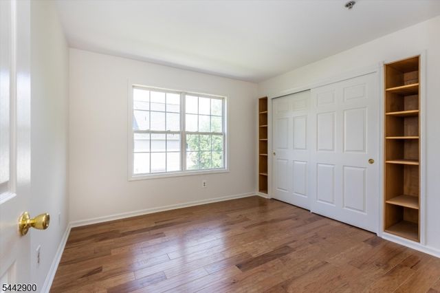 200 Cambridge Ct 200, Clifton City, NJ 07014