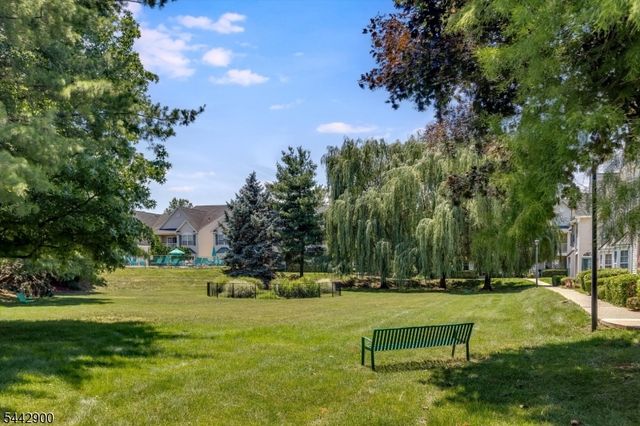 200 Cambridge Ct 200, Clifton City, NJ 07014