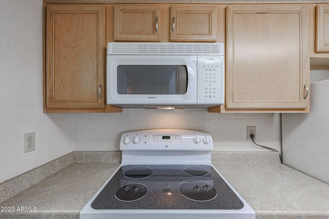 12123 W BELL Road 206, Surprise, AZ 85378