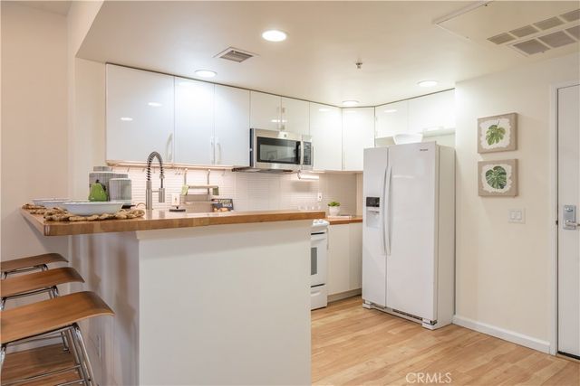 1301 Cabrillo Ave 208, Torrance, CA 90501