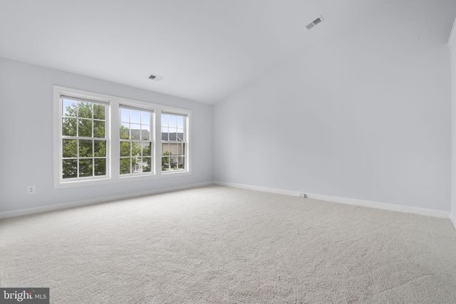 41794 EXPECTATION SQ, Aldie, VA 20105