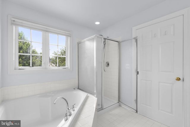 41794 EXPECTATION SQ, Aldie, VA 20105