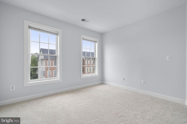 41794 EXPECTATION SQ, Aldie, VA 20105
