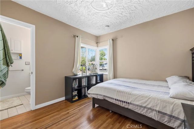 8353 Chimineas, Northridge, CA 91325