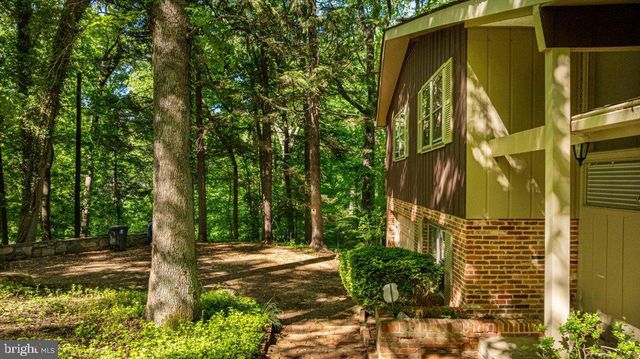 7818 GEORGETOWN PIKE, Mclean, VA 22102