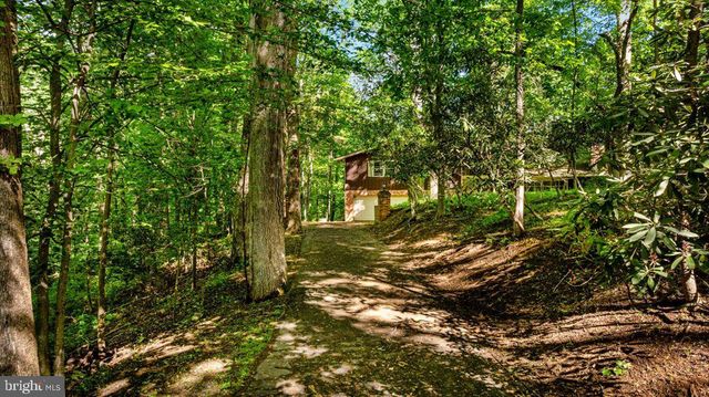 7818 GEORGETOWN PIKE, Mclean, VA 22102