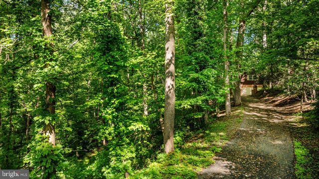 7818 GEORGETOWN PIKE, Mclean, VA 22102