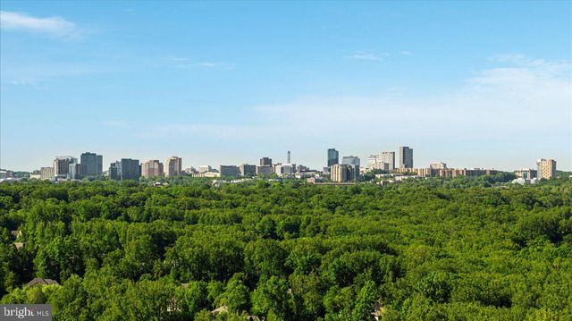 7818 GEORGETOWN PIKE, Mclean, VA 22102