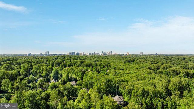 7818 GEORGETOWN PIKE, Mclean, VA 22102